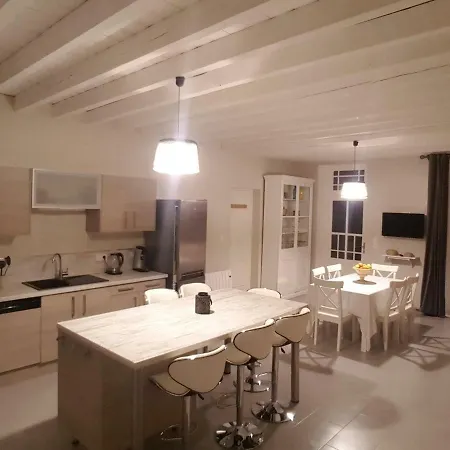 Le Metayer Au Chateau Laroque Dubos Casa de Férias Laroque (Gironde)